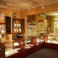 Jewellers Under Management Brisbane Major Growth Shopping Centre. Sold.