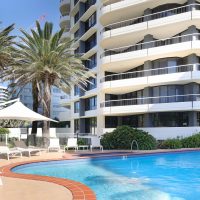 MANAGEMENT RIGHTS GOLD COAST INCLUDES LARGE GARDEN APARTMENT INVESTMENT LIFESTYLE MAIN BEACH QLD
